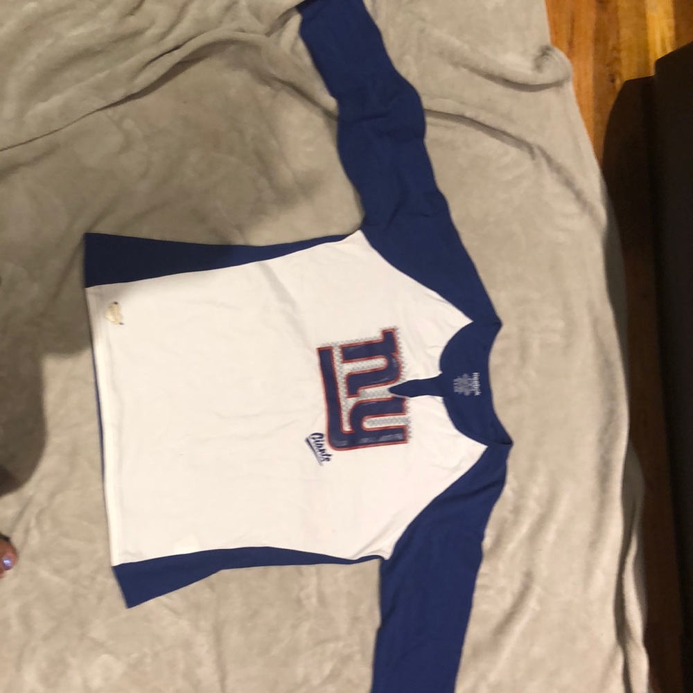 Brand New Women’s NY Giants Reebok Shirt